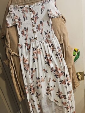 White Floral Off-Shoulder Maxi Dress